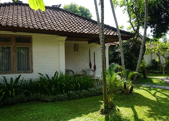 House Hotel 3*
