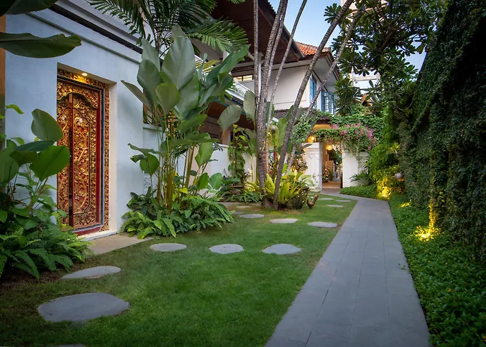 House Hotel 3*